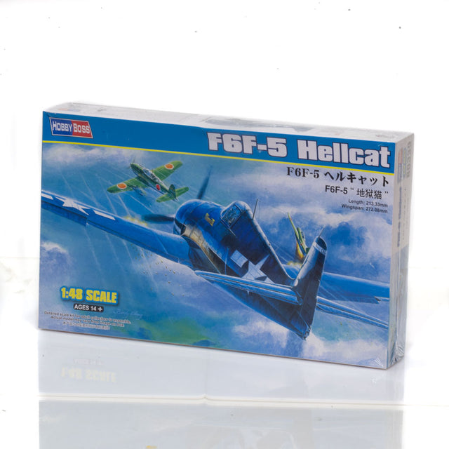 F6F-5 Hellcat Model Kit