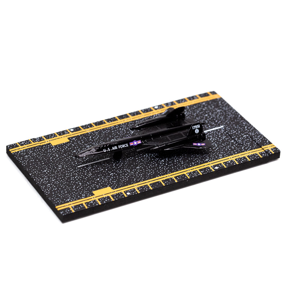 SR-71 Blackbird Hot Wings Diecast – Air Force Museum Store
